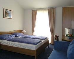 ���� ����� Viktorija Hotel 3*