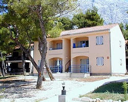 ���� ����� Urania Apartments 3*