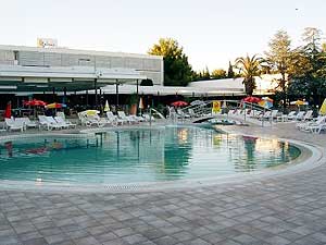 ���� ����� Jure 4*