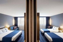 ���� ����� Holiday Inn Express Lisbon Airport 4*