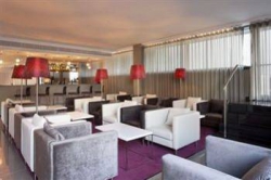 ���� ����� Holiday Inn Express Lisbon Airport 4*