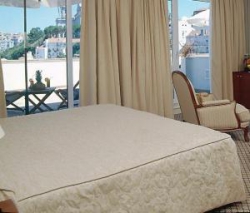 ���� ����� Olissippo Castelo 4*