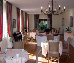 ���� ����� Ambassadeur 4*