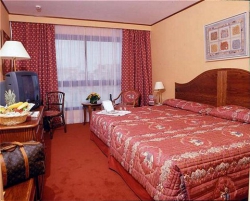 ���� ����� Holiday Inn 4*
