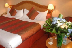 ���� ����� Holiday Inn 4*