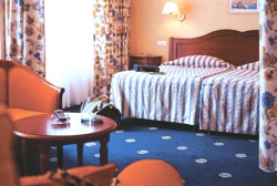 ���� ����� Splendid 4*