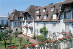 ���� ����� Normandy Deauville Barriere 4*