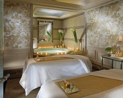 ���� ����� Four Seasons Hotel George V 5*