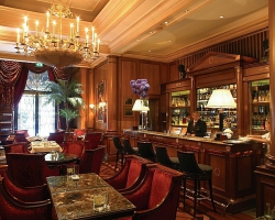 ���� ����� Four Seasons Hotel George V 5*