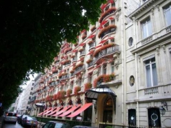 ���� ����� Plaza Athenee 5*