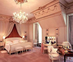 ���� ����� Ritz Paris 5*