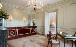 ���� ����� Shangri La 5*