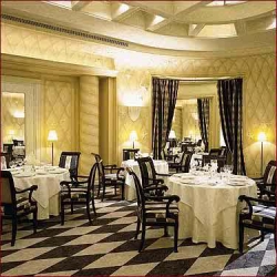 ���� ����� Astor St Honore 4*