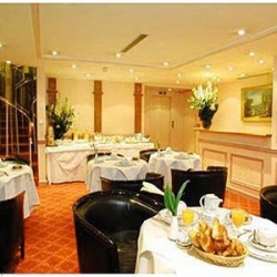 ���� ����� Chateaubriand 4*