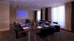 ���� ����� Crowne Plaza Paris Republique 4*