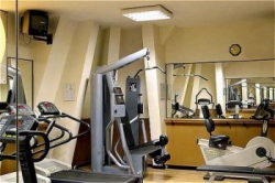 ���� ����� Crowne Plaza Paris Republique 4*