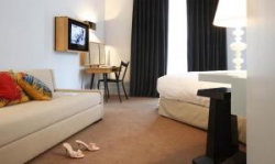 ���� ����� Jules 4*