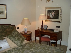 ���� ����� Millennium Paris Opera 4*