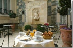 ���� ����� Rochester Champs Elysees 4*
