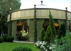���� ����� Royal Monceau 4*