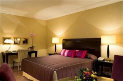 ���� ����� Warwick Champs-Elysees 4*