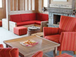 ���� ����� Les Hauts De Comborciere 4*
