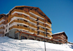 ���� ����� Les Chalets De L`Adonis 5*