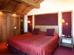 ���� ����� Annapurna 4*