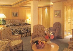���� ����� Carlina 4*