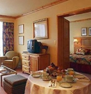 ���� ����� Du Pralong 4*