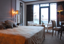 ���� ����� Du Pralong 4*