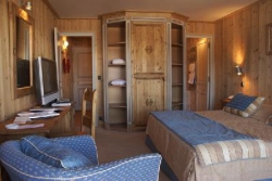 ���� ����� Hotel Des 3 Vallees 4*