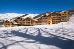 ���� ����� Les Chalets Du Gypse 4*