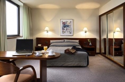 ���� ����� Barcelo 4*