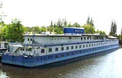 ���� ����� Botel Racek 3*