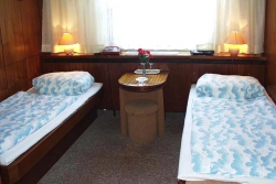���� ����� Botel Racek 3*