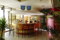 ���� ����� Corinthia Panorama 4*