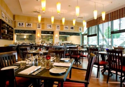 ���� ����� Courtyard by Marriott Flora area 4*