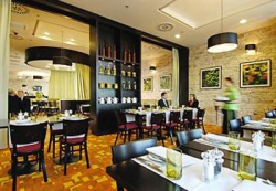 ���� ����� Courtyard By Marriott Prague Airport 4*