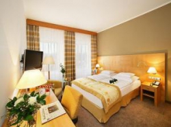 ���� ����� Crowne Plaza 4*