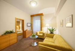 ���� ����� Crowne Plaza 4*