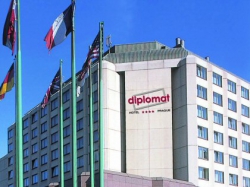 ���� ����� Diplomat 4*