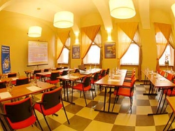 ���� ����� Downtown 4*