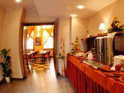 ���� ����� Downtown 4*