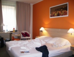 ���� ����� Erlich 3*