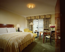 ���� ����� Four Seasons 5*