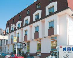 ���� ����� Henrietta 3*