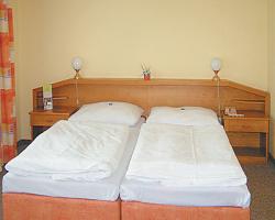 ���� ����� Henrietta 3*