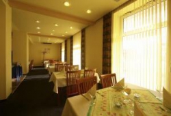 ���� ����� Henrietta 3*