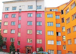 ���� ����� Inturprag 3*